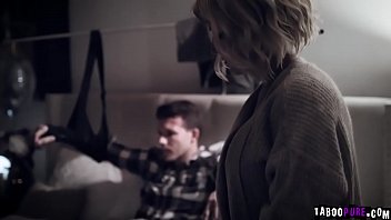 Stepmom Kit Mercer Giving Her Stepson Some Relief Using Her Milfy Mouth