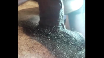 Sarrando Na Piroca - gay, senta-cacetao-pentelhudo-cowboy, delisa-rebola-gostoso, empresario-safado-guloso - Video 2833613