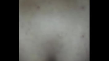 A bimba do negão no cú da mona