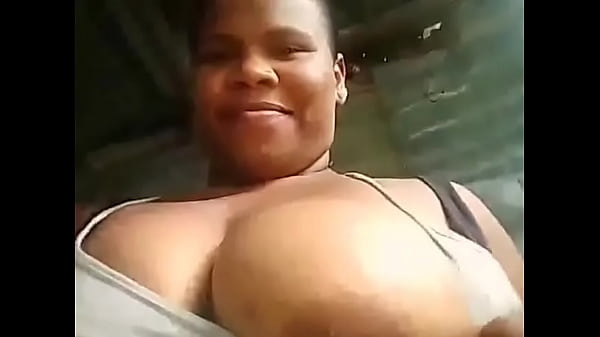 Negra-muestra-las-tetas-muy-rico, Mi-amiga-muestra-sus-pechos - Unknown - 2025 - Amazing - Performance - Video 2802518