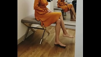 Busty Indian Girl Sexy Cleavage