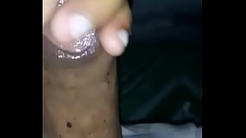 Deixando O Pau Lubrificado.