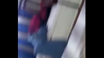 Pequeña Tetona - teen, big-tits - Video 2828208