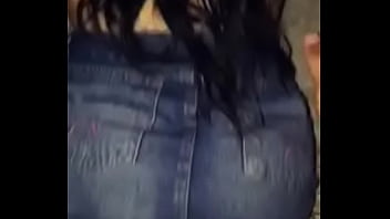 Minha Esposa Putinha De Quatro Pra Mim Com A Bunda Empinada , Algum Comedor Pra Colocar Na Bucetinha Dela Junto Comigo ? Comentem