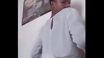 Covid-19 Twerk Session, Stay Indoors And Twerk