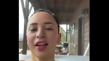 Rica Dominicana Tocándose