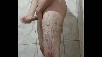 Punheta No Banho - cumshot, handjob, gay, gozada, big-cock, banho, punheta, peludo, magrinho, goiano - Video 2813373