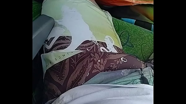 Mala Pulsando No Busão