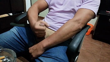 Alguna Madura Que Me Ayude