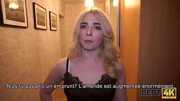 Debt4k. La Brillante Maria Hurricane A Des Dettes Et Un Corps Parfait