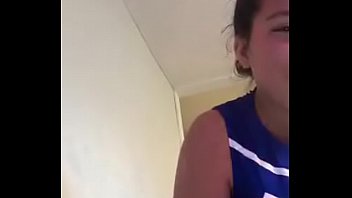 Colegiala Masturbándose En Periscope