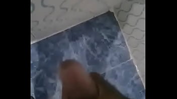 Chico Masturbandose En Cuarentena