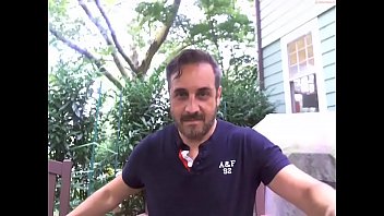 Coroa Casado Se Exibindo Na Cam