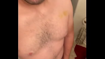 Joven Muestra Su Verga