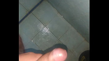 Saliendo De Bañarme Con La Verga Parada