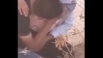 Espiando A Un Amigo Con Su Prima