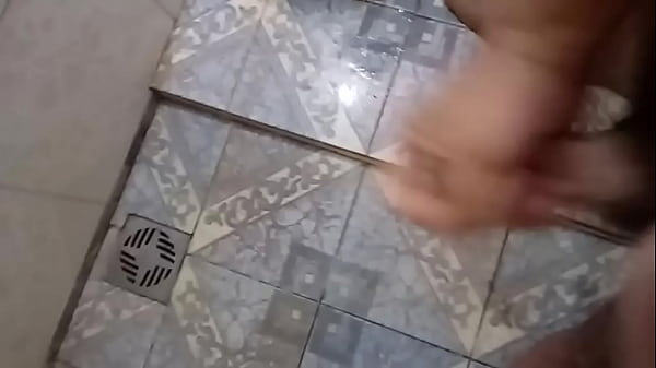 Una Paja Para Mis Amigas