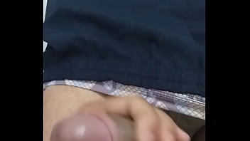 Punheta De Leve No Serviço