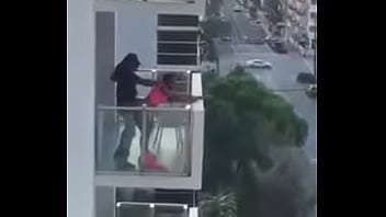 Casal Transando Na Varanda