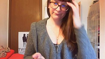 Nicoletta Oggi Vuole Fare Un Bel Roleplay In Italiano Ed Umilia Pesantemente Quella Troia Di Tua Moglie