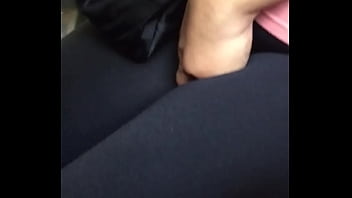 En La Micro, Se Deja Manosear Meter La Mano Puta Del Jardín