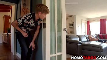 Peeping On My Stepbrother' Big Cock