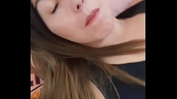 Toda Molhada, Gozada E Melada Depois Da Video Chamada Com Meu Principe... Vc Quer Me Ver Online Tambem?... Zap Na Bio