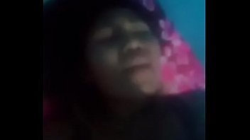 Mi Amiga Y Sus Grandes Tetas Emj01