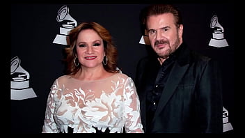 Madre E Hijo En La Via Pública Argentina