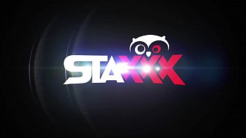 Blonde Teen Alishia Wants Two Dicks