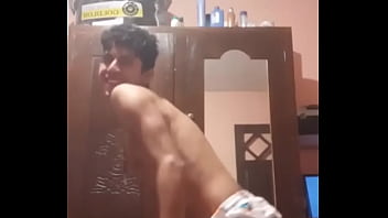 Sobrino Cachondo Manda Video Sexual A Su Tío En Busca De Un Gran Pollon