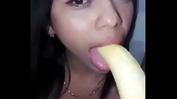 Se Masturba Con Un Platano - morra, platano - Video 2840157
