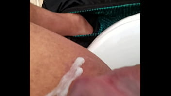 Cumshot, Cum, Bathroom, Jizz, Bust, Shoot, Bighead - Bukkake - 2025 - Steamy - Scene - Video 2551088