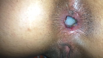 Llenando De Leche El Culo De Esta Putita Argenta