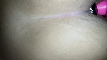 Misma Morena Caliente, Le Encanta La Verga