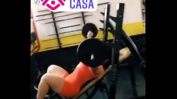 Gostosa Na Academia - sex, gostosa, puta, coroa, academia, roupa - Video 2814102