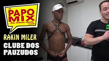 Astro Gay carioca Rakin no Clube dos Pauzudos em São Paulo - WhatsApp PapoMix (11)94779-1519