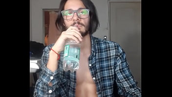 Aquí En Cuarentena Mientras La Depresion Me Folla Duro