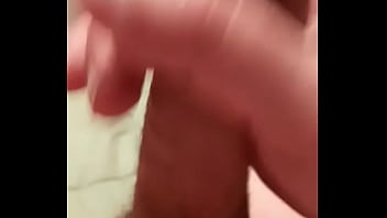 Lubricando El Pene Solo