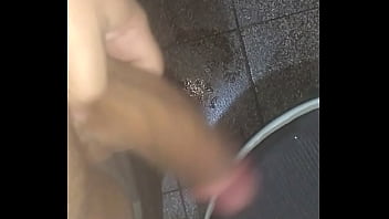 Gordinho Gostoso Roludo Exibindo O Pau Delicioso