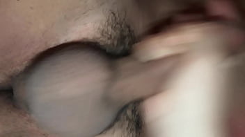 Despierto Y Lo Primero Que Hace Mi Esposa Es Darme Una Exquisita Mamada De Verga , Me Acaricia Las Bolas Mientras Se Traga Mi Polla... Ricos Gemidos, Lo Hizo Para Ganar Suscriptores