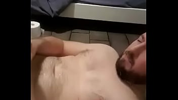 Mon Soumis S_en Met Plein Dessus