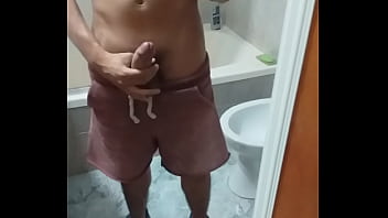 Una Buena Paja En El Baño