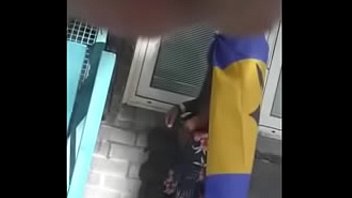 Homens Mijando Nas Ruas