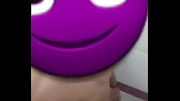 Novinho Tomando Banho De Rola Dura