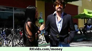 Suck me for money 30