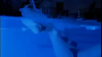 K. Instinct: Sexy Bikini Girl (tug _ Scream)