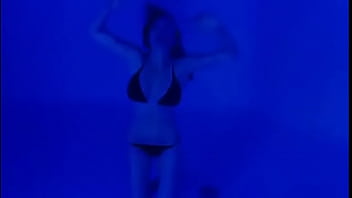 K. Instinct: Sexy Bikini Girl (aching For Air)