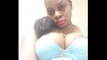 Bae, Eat-me - Unknown - 2025 - Hot - Performance - Video 2822416