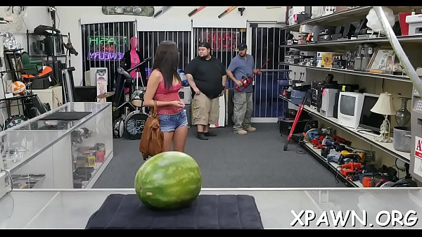 Dirty Latin Brunette Alexis Deen Adores Playing With Her Clit